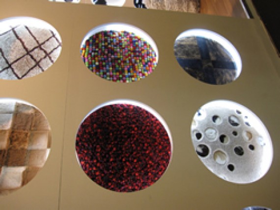 圧縮素材やニットを使ったラグの提案